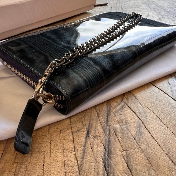 Jimmy Choo PIPPA Wallet Medium Wristlet w/Chain - Picture 5 of 10